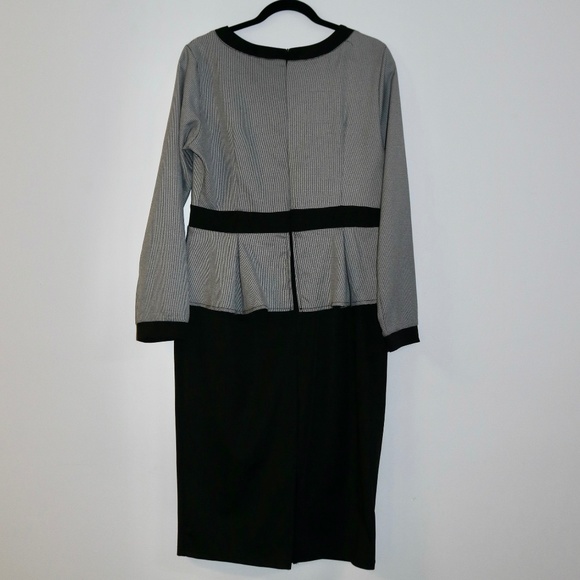 Long Sleeve Peplum Dress With Bow - Picture 5 of 6